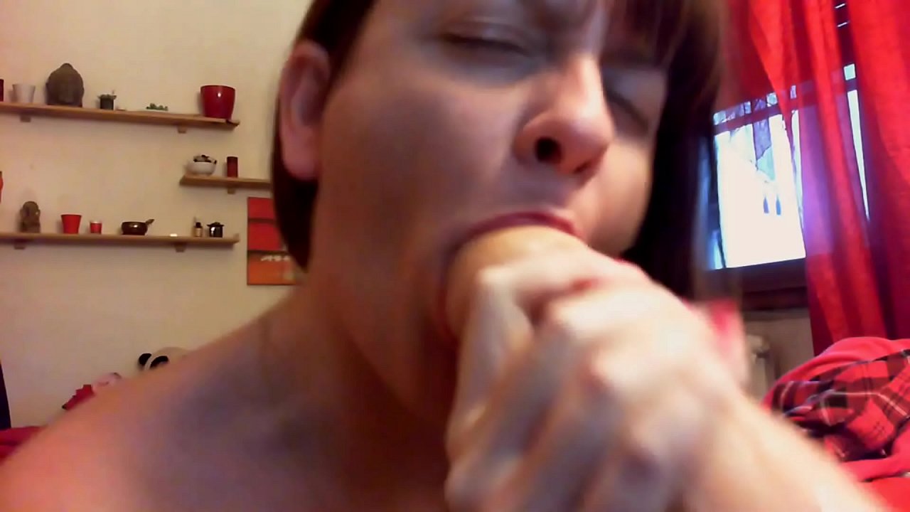 Pis kardeşin için harika bir orgazm, ağzını aç ve hepsini iç